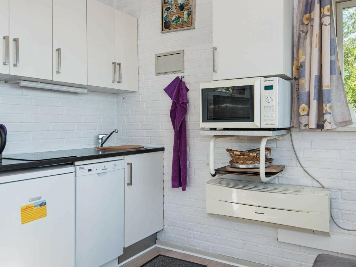 One-Bedroom Holiday Home In Grasten Rønsheved エクステリア 写真